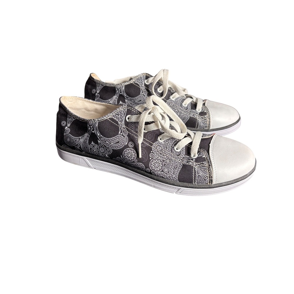 First Dance Low Top Sneakers 43 US 10.5 Black White Paisley Skull Gothic Edgy